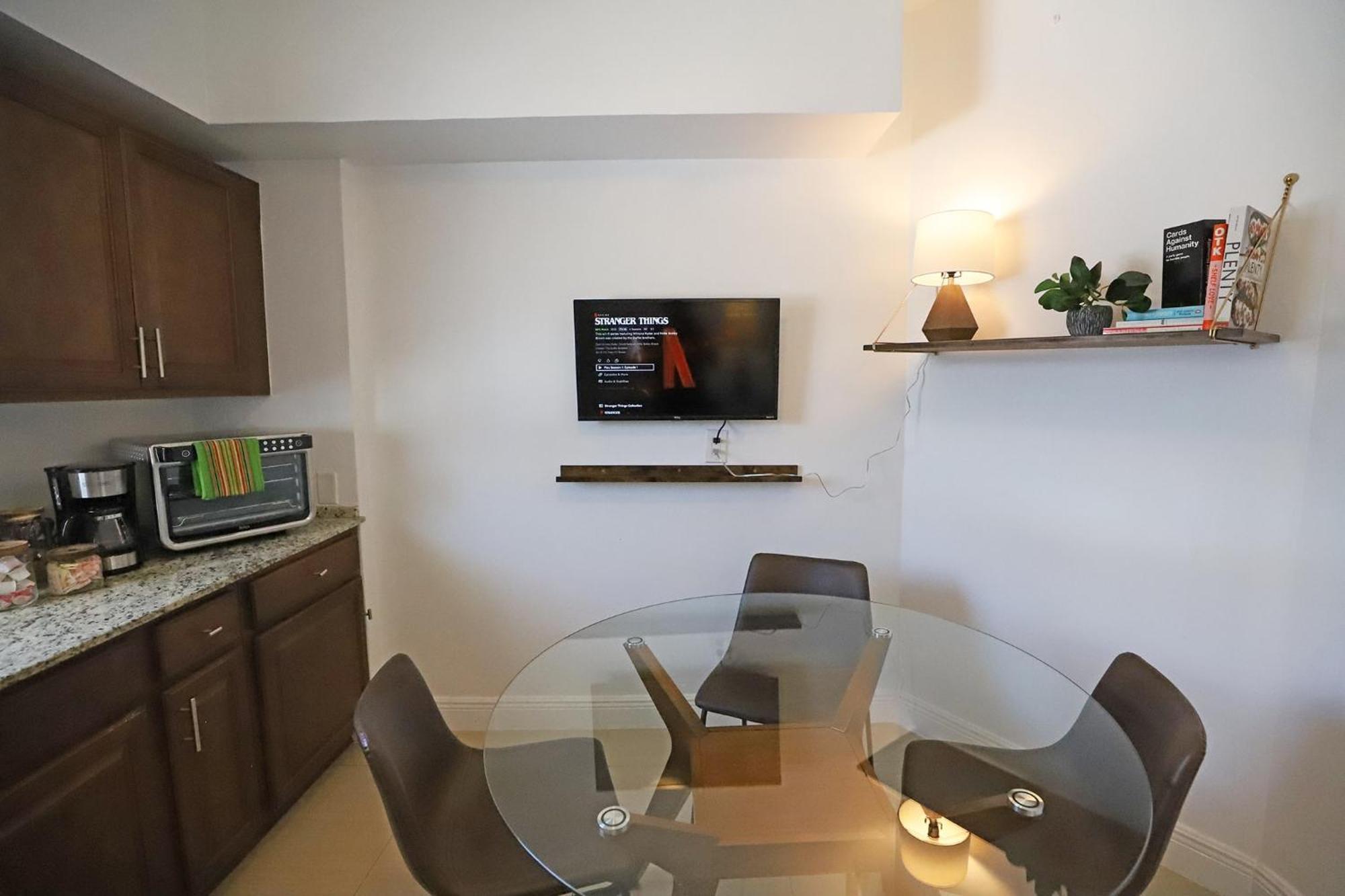 North Beach Steps To Sea Miami Apartment With Free Parking Family And Pet Friendly Miami Beach Exterior foto